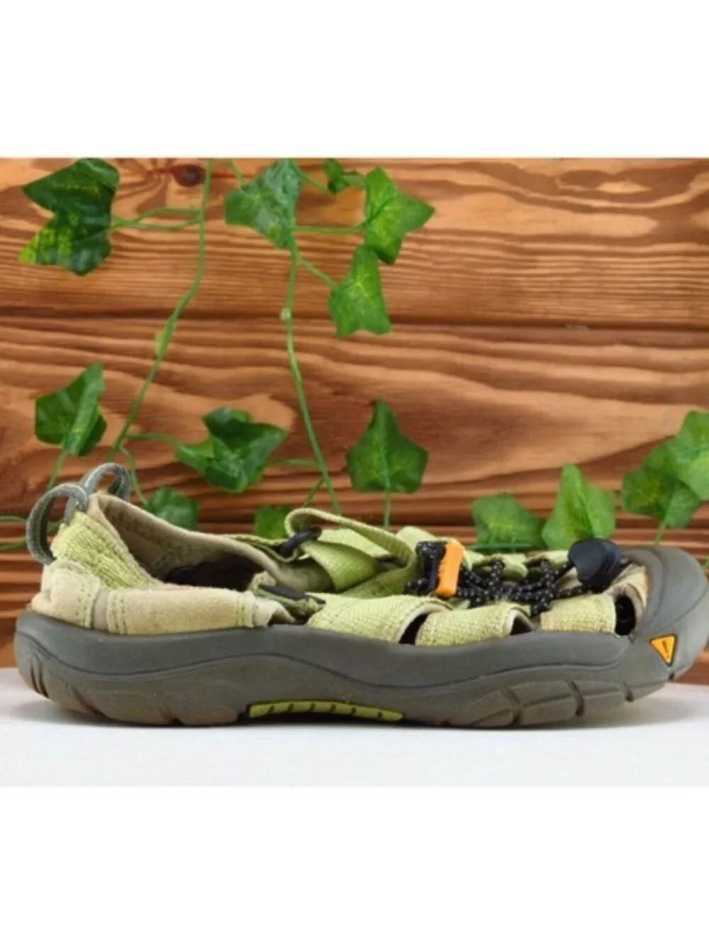 KEEN Youth Girls‎ Shoes Size 2 M Green Sport Fabric